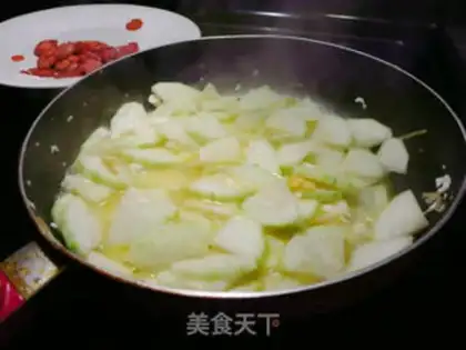 Make Hot dog, saffron step 4