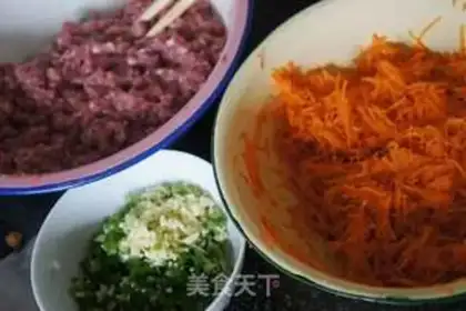 Make Beef carrot pie step 1