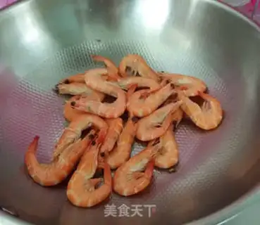 Make Garlic greasy shrimp step 4