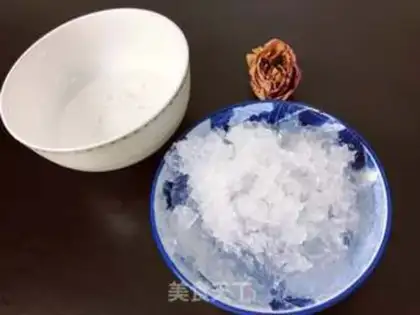Make Peach gel oatmeal step 1