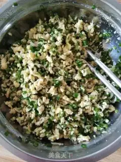 Make The pickle box step 3