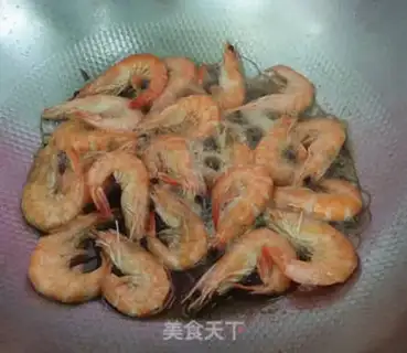 Make Garlic greasy shrimp step 6