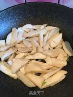 Make Onion almond mushrooms step 2
