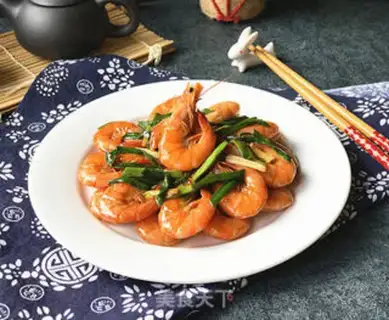 Make Garlic greasy shrimp step 11