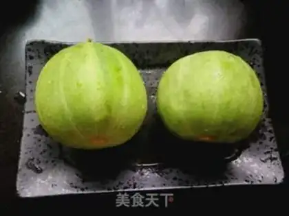 Make Fresh melon juice step 0