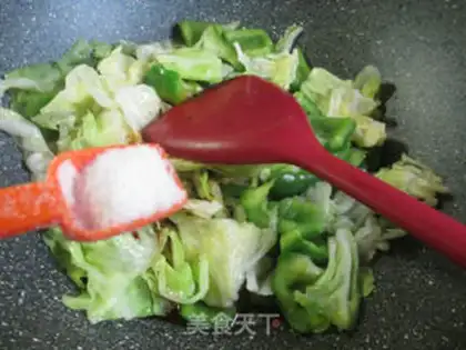 Make Pyramid and cabbage step 5