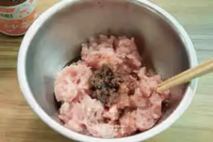 Make Sand and pork step 4
