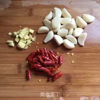 Make Garlic sashimi step 1