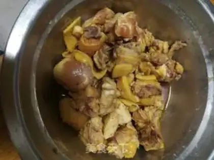 Make Fungus steam chicken step 2