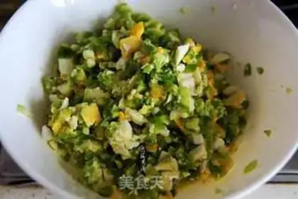 Make Green peppers with salted duck eggs step 7