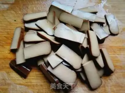 Make cucumber eggs dry step 1