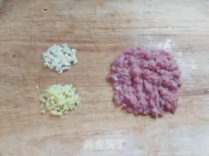 Make Fried eggs for meatloaf step 1