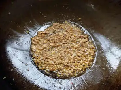 Make Fried eggs for meatloaf step 5