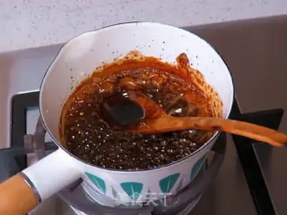 Make Black sugar pearl milk and milk tea step 7