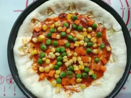 Make Sweet pea corn ham pizza step 10