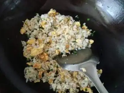 Make Onion egg fried rice step 8