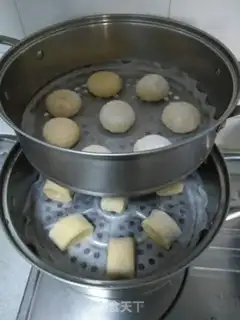 Make Milky-cracked potatoes step 8