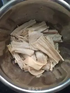 Make The celery celery curry peanuts step 0
