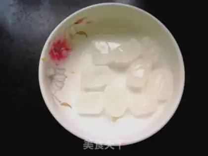 Make Cinnamon tea step 0
