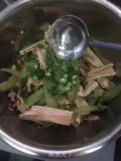 Make The celery celery curry peanuts step 8