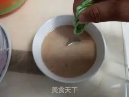 Make Home eats spicy soup step 8