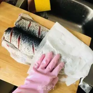 Make Spicy fish step 1