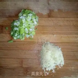 Make Pork dumplings step 2