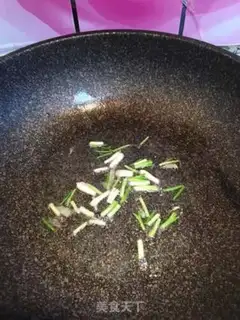 Make Onion onions, sour milk step 3