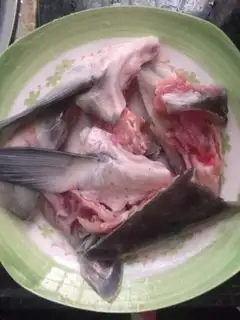 Make Salmon sauce steamed fish head step 0