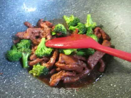 Make The broccoli will fry step 6