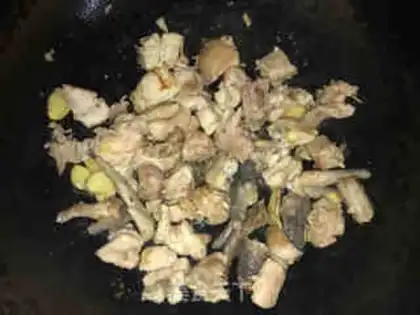Make A salsa sauce and mushroom chicken step 5