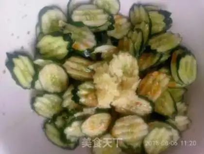 Make Spicy cucumber step 1