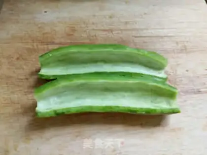 Make The beanfish fried the bitter melon step 0