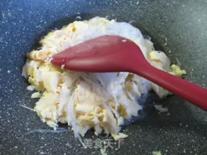 Make Duck egg fried fans step 3