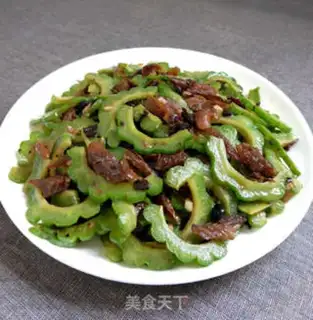 Make The beanfish fried the bitter melon step 6