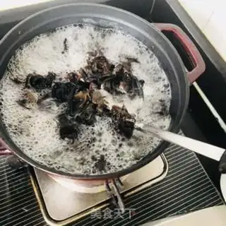 Make Celery Black Muir step 0