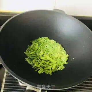 Make Celery Black Muir step 2