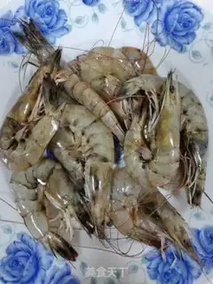 Make Spicy shrimp with eggplant juice step 0