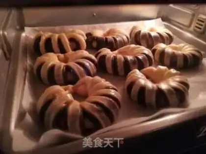 Make Doudou rolls step 26