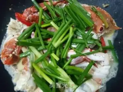Make Ginger onions and crabs step 3