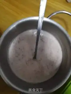 Make Strawberry popsicles step 0