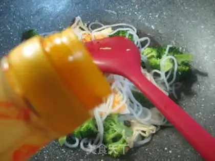 Make Duck eggs, broccoli step 5