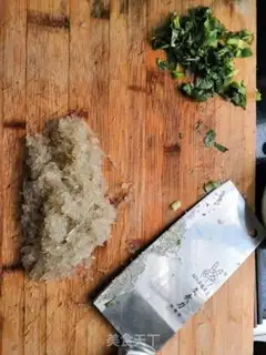 Make Pork dumplings step 2