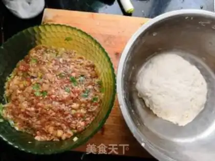 Make Pork dumplings step 4