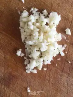 Make Bread crumbs and shrimp step 4