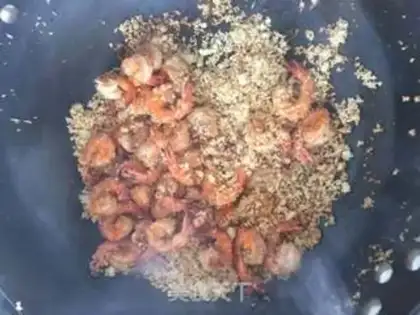 Make Bread crumbs and shrimp step 7