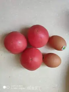 Make Tomato fried eggs step 0