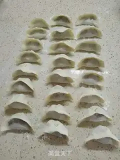 Make Shrimp pork dumplings step 7