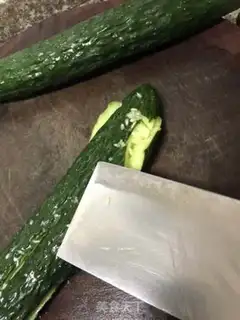 Make Hands on the cucumber step 0