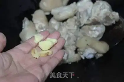 Make Soybeans burn pig hands step 4
